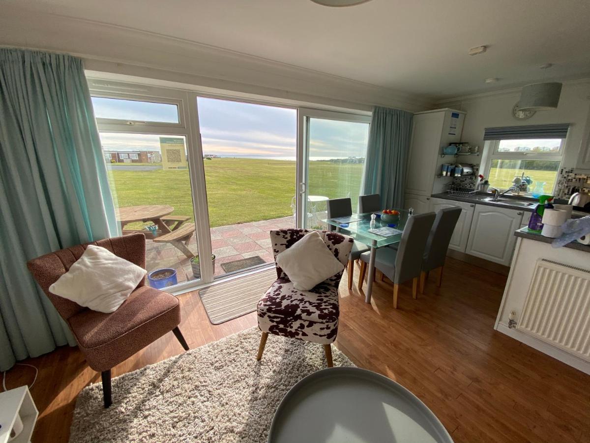 Bayview Self-Catering Coastal Bungalow In Rural West Wight Freshwater Exteriér fotografie